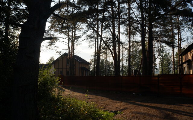 Ozernaya 38 Private House
