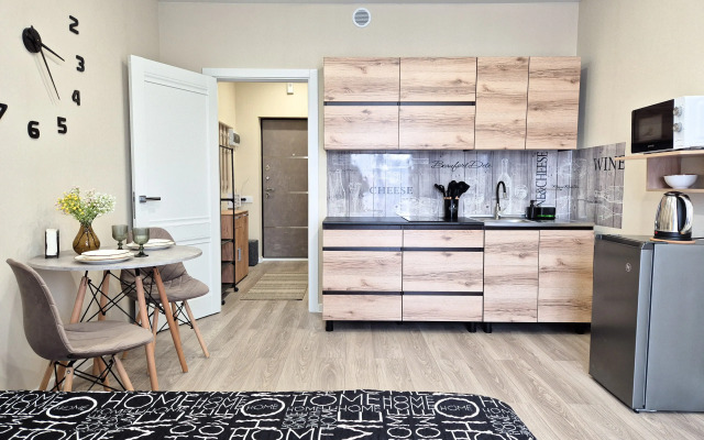 Studiya ZHK Letniy Apartments