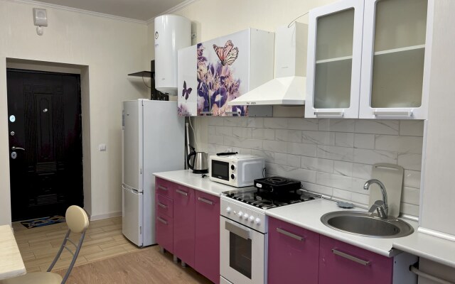 Апартаменты 412 Мира 3