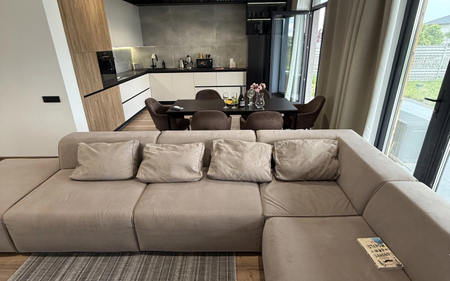 Частный Дом Семейный в Матросово