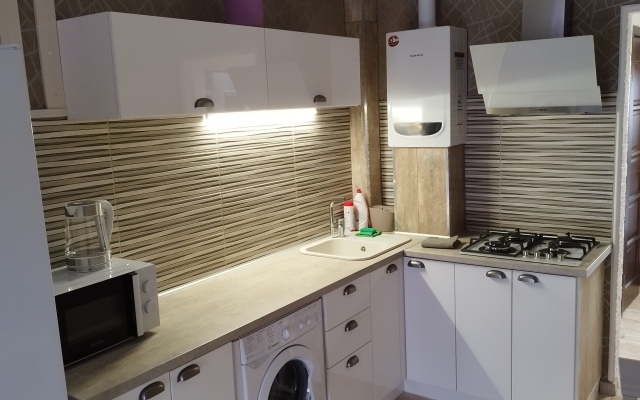 Апартаменты на Леонова