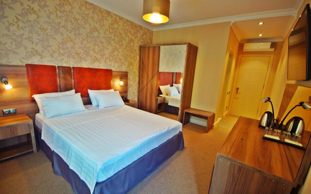 Montana Hotel