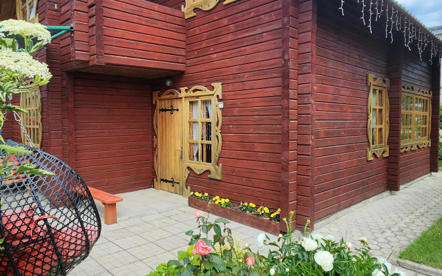 Частный дом Деревянный коттедж