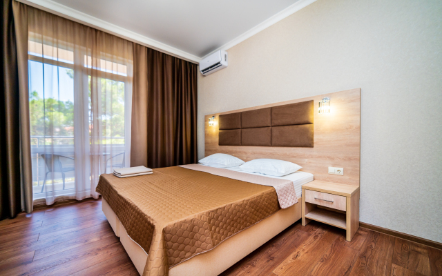 Anzhelika Hotel