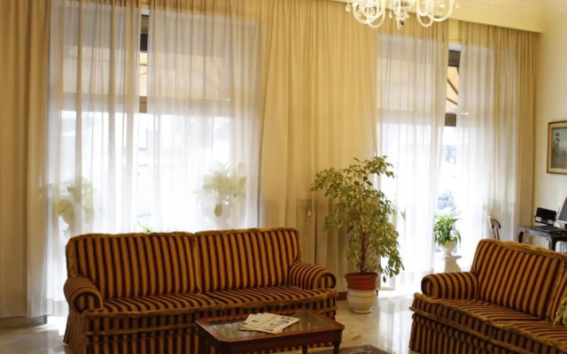 Hotel Genio