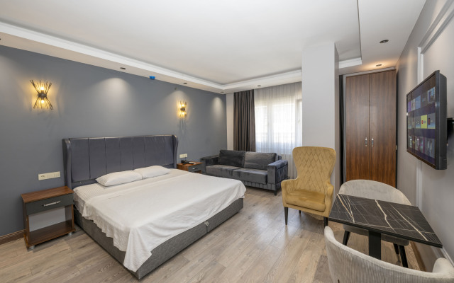 Отель Comfort Suites