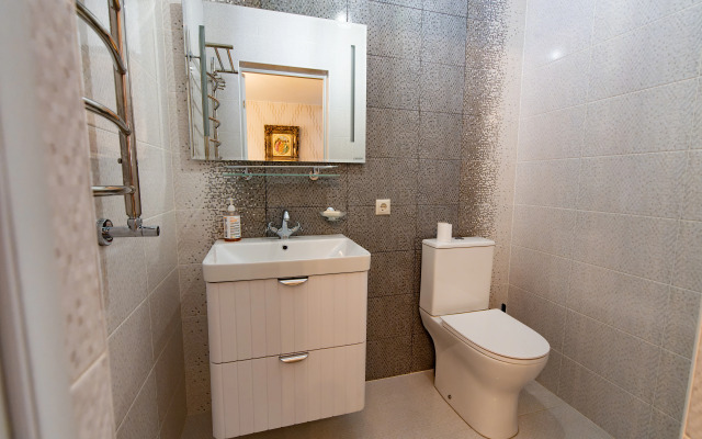 Po Ulitse Buachidze Private House