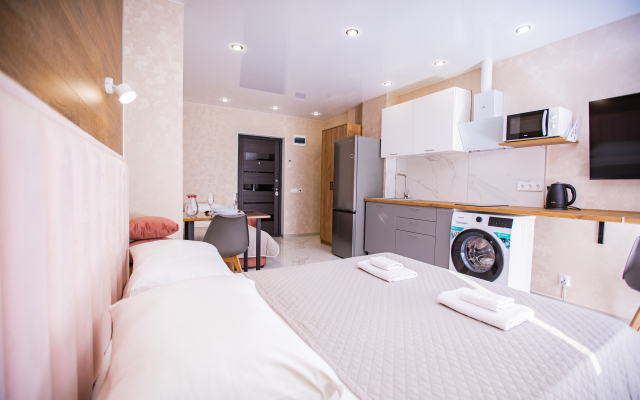 Studiya LoveHotelSirius V Zhk Biznes Klassa Frukty, Nizhneimeretinskaya bukhta Apartament