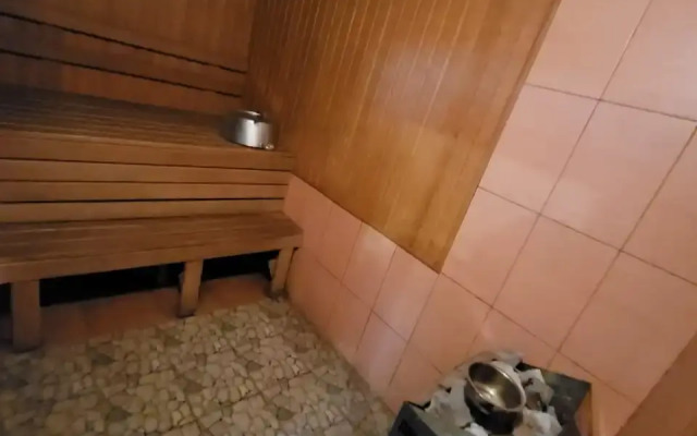 DeLyuks Mini-Hotel