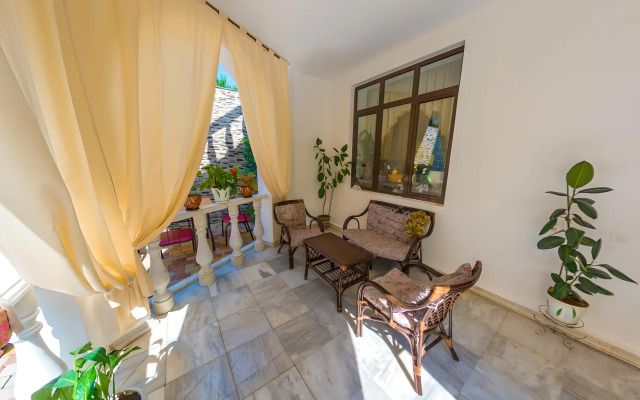 Akva Guest House
