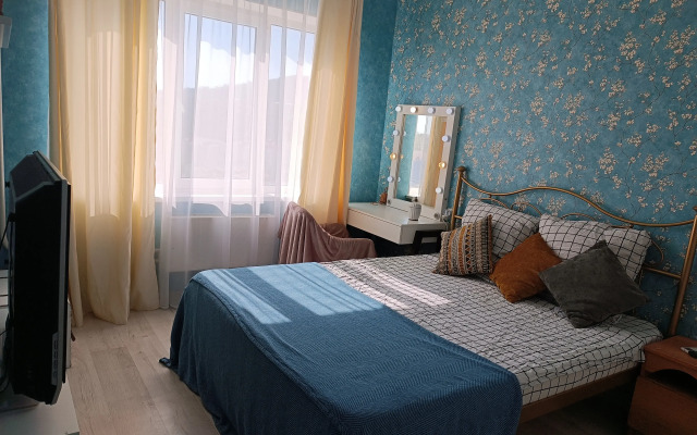 Uyutnaya 2-Khkomnatnaya Na Rechnoy Naberezhnoy Flat