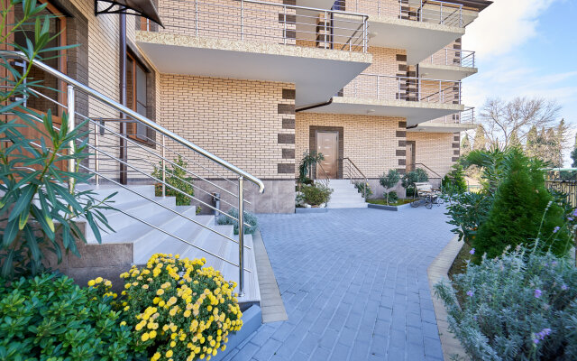 Sunny city Apartments