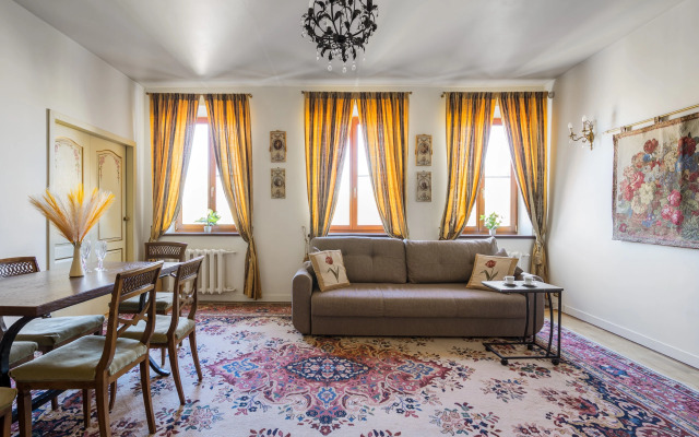 Квартира в Центре Санкт-Петербурга Невский 88