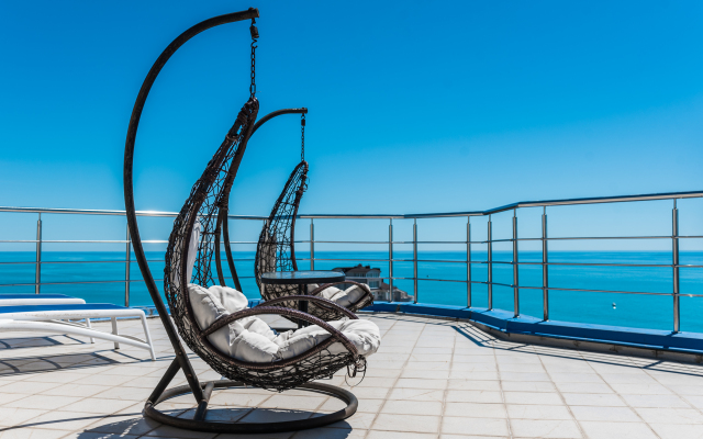 Апартаменты Студия С Бассейном В Самом Центре Сочи