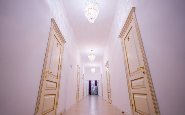 Tourist Hotel