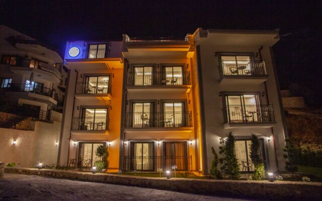 Lobelya Suites Apartments