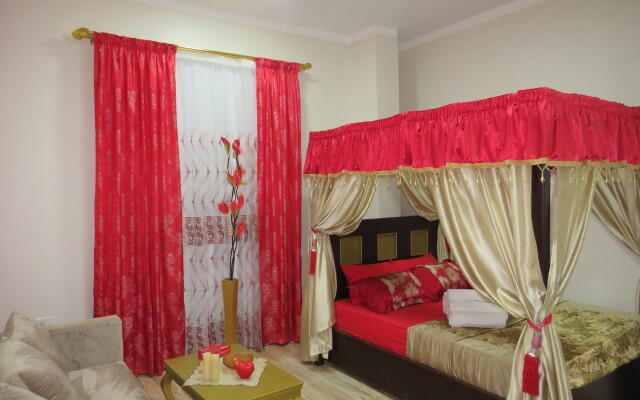 Yin Yang Ryadom S Morem RedSeaLine Apartments