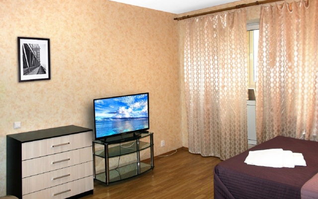 Kastanaevskaya 1/7 Apartments