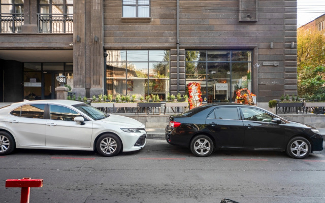 On Koghbatsi Str. 16-131 Apartments