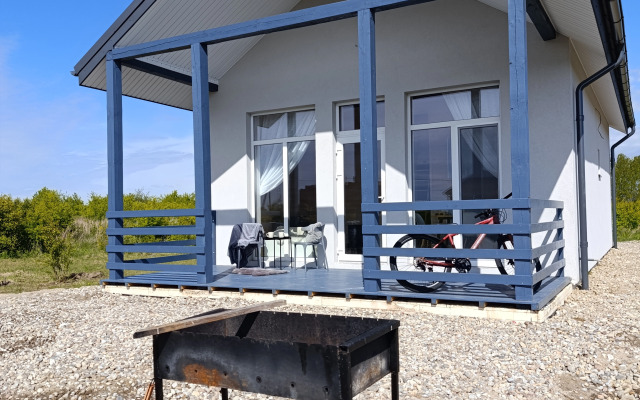 V 10 Minutakh Ot Morya Private House