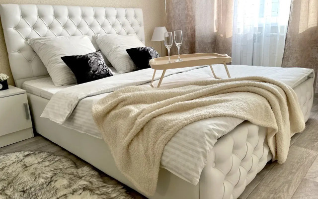 Апартаменты Mars Hotel Полярная 48