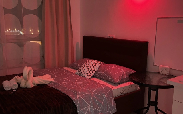 Na Ulitse Lyotchika Ulyyanina 3A Flat