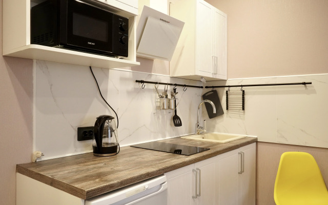 Sutochny Ray Na Krymskoy Apartments