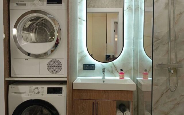 Апартаменты двухкомнатные КЛАССА ЛЮКС в центре Ижевска