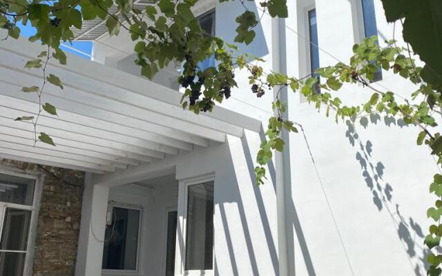 Dom Na Beregu Guest House