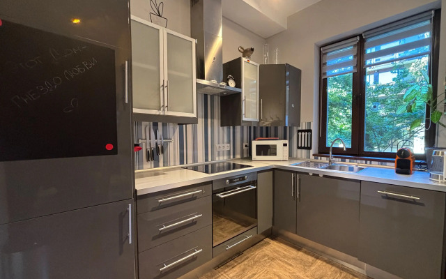 Квартира С отдельной спальней и балконом в центре Поляны