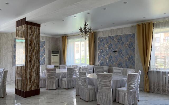 Grand Hotel Semey