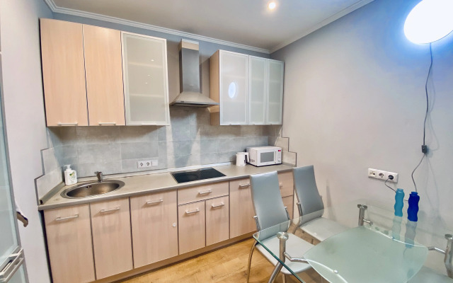 Shokolad U Mts Almazova Flat