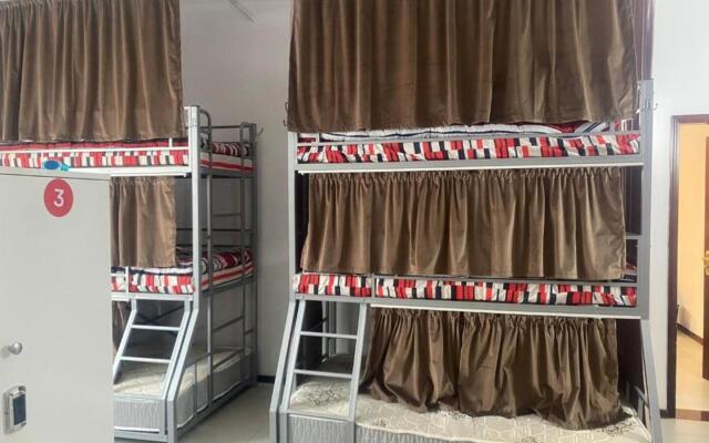 Room Koktobe Hostel