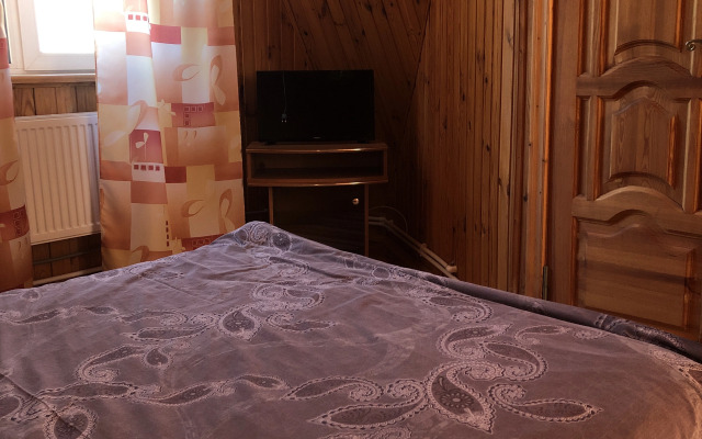 Guest house at Kamenka