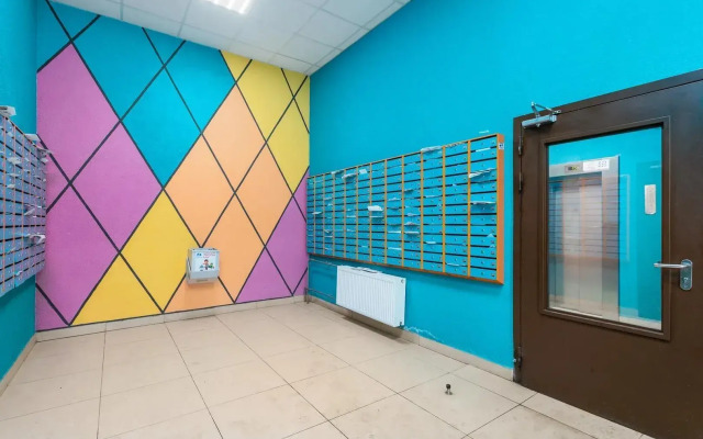 Na Komendantskom Prospekte 64k1 Apartments