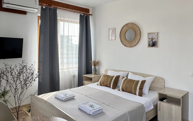 Podsolnuh Village Guest House