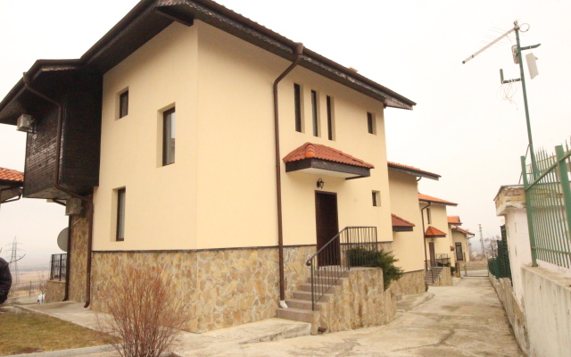 Sunny Hill Villa - Menada Apart hotel