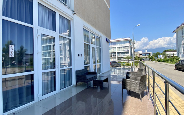 Bulvar Nadezhd 6/2 Apartments