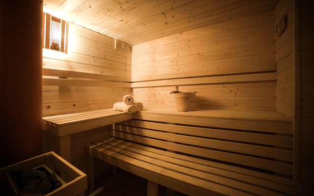 Отель Korona Park Klewinowo