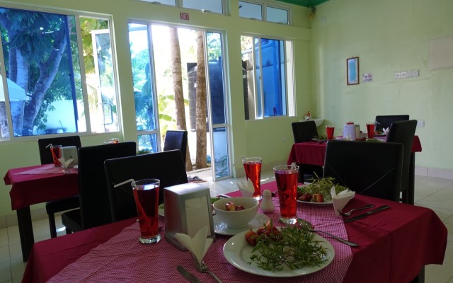 Feridhoo Inn Guest House