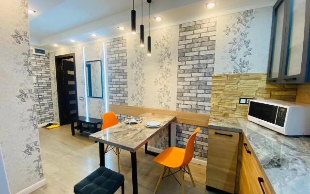 Апартаменты с 1 комнатой с красивым ремонтом (КВАРТИРА51)