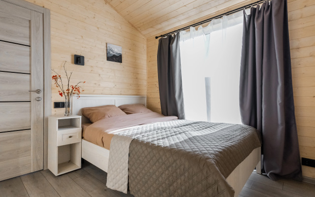 Частный Дом на Границе с Лесом