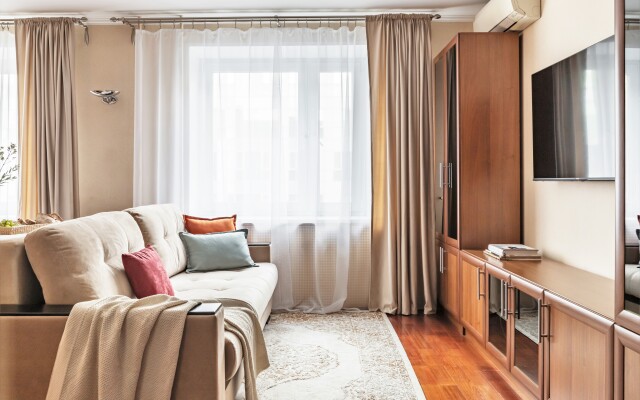 Квартира Трехкомнатная рядом с Белорусским Вокзалом