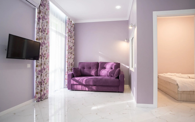 Red Apartments Art Layt Siti Molison Apartments