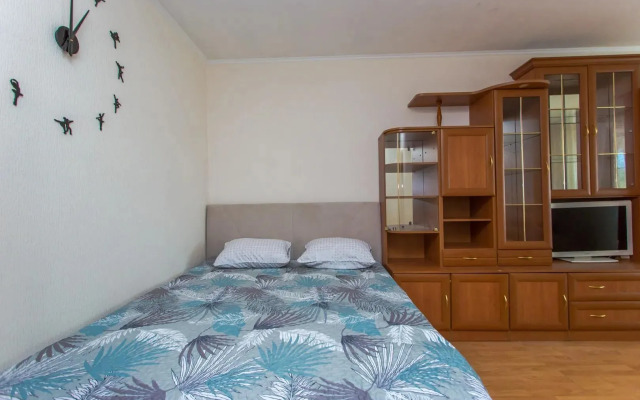 Na Ul. Fastovskaya 14 Flat