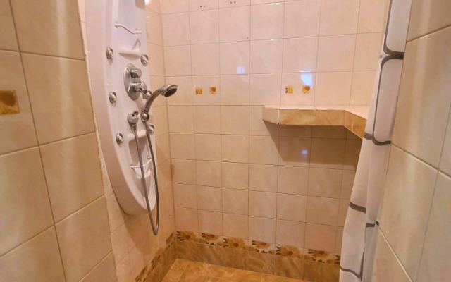 2-Komnatnye Na Naberezhnoy Flat