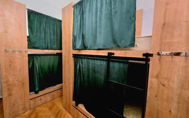 Colors Hostel