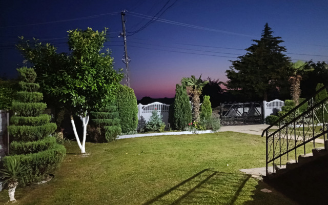 Ameli Guest House
