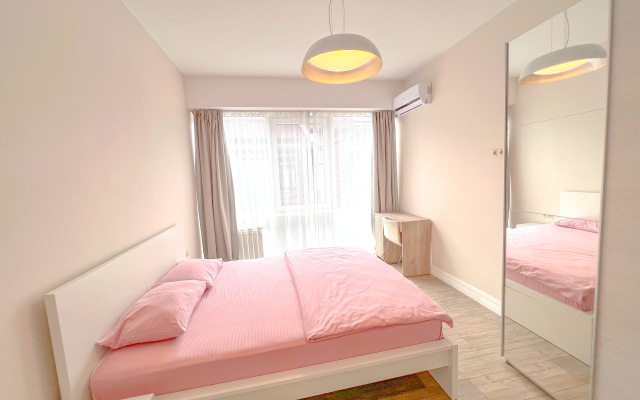 Les Amis Apartments 1