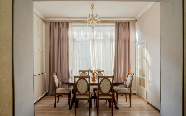 Key Go 0193 Apartments